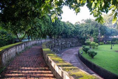 Manila, Filipinler-14 Ekim 2023: Manila, Filipinler 'deki Paco Park manzarası. Paco Park bir eğlence bahçesi ve bir zamanlar İspanyol dönemlerinde mezarlıktı.