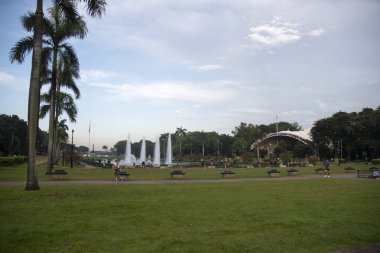 Manila, Filipinler-13 Ekim 2023: Manila, Filipinler 'deki Rizal Park. Rizal Park, Manila 'nın en önemli turistik yerlerinden biridir..
