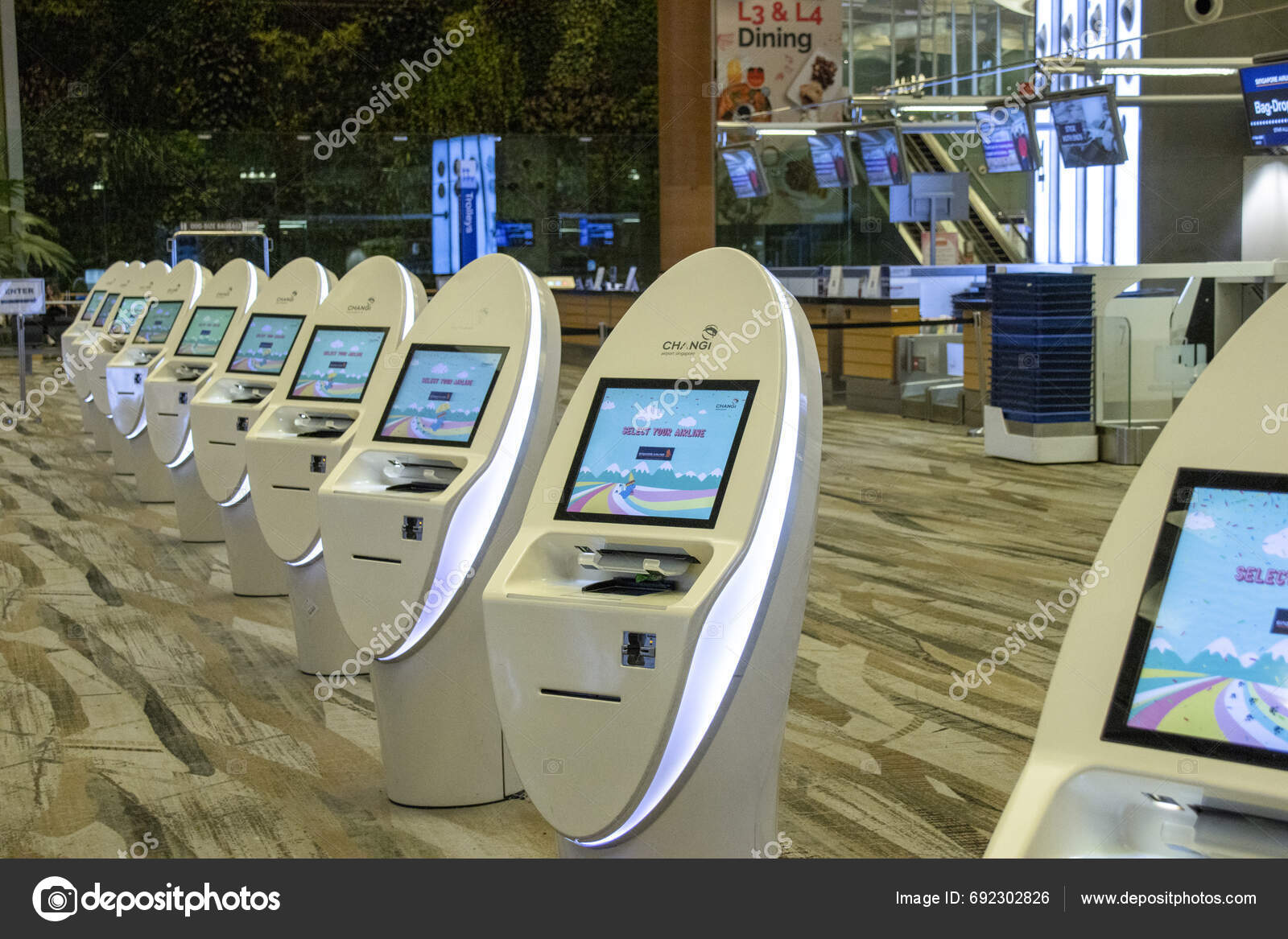 Singapore Nov 2023 Self Check Machines Changi Aiport Singapore Changi ...