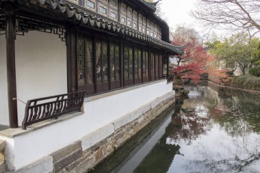 Suzhou, Çin - 6 Aralık 2023: Çin 'in Suzhou kentindeki mütevazı Yöneticinin Bahçesi. Çin 'in en iyilerinden biri, UNESCO' nun dünya mirasının en önemli parçası.