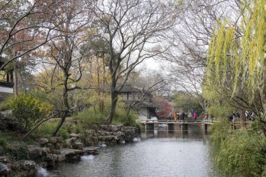 Suzhou, Çin - 6 Aralık 2023: Çin 'in Suzhou kentindeki mütevazı Yöneticinin Bahçesi. Çin 'in en iyilerinden biri, UNESCO' nun dünya mirasının en önemli parçası.