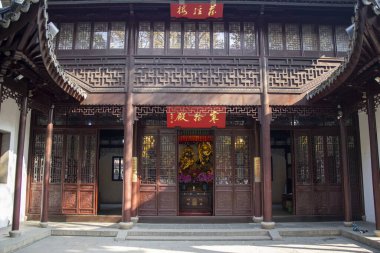 Suzhou, Çin - 5 Aralık 2023: Suzhou 'daki Hanshan Tapınağı' nda eski ve güzel bir Çin ahşap yapı. Hanshan Si Tapınağı Suzhou 'nun en büyük simgelerinden biridir.