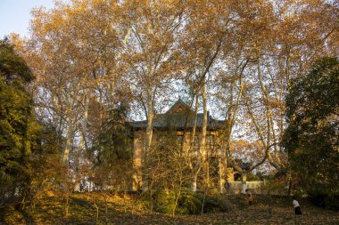 Nanjing, Çin-1 Aralık 2023: Meiling Palace Nanjing şehrinde yer almaktadır. Meiling Sarayı 1931 'de inşa edildi ve 1933' te tamamlandı.