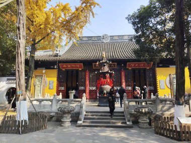 Suzhou, Çin - 5 Aralık 2023: Suzhou 'daki Hanshan Tapınağı' nda eski ve güzel bir yapı. Hanshan Si Tapınağı Suzhou 'nun en büyük simgelerinden biridir.