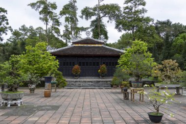 Tue, Vietnam- 28 Şubat, 2024 Hue, Vietnam 'daki Thien Mu Pagoda tapınağı ve binası. Hue şehrindeki en büyüleyici ve en eski tapınaklardan biridir..