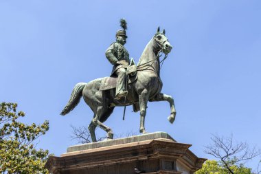 Tokyo, Japonya - 18 Mayıs 2024 Ueno Park, Tokyo 'daki Prens Komatsu' nun Anıtı. Japonya Çin Savaşı 'nda Japon ordusunun başkomutanıydı.