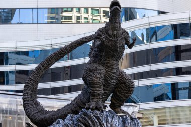 Tokyo, Japonya... 11 Mayıs 2024, Hibiya Godzilla Meydanı, Tokyo. Hibiya Meydanı heykeli Mart 2018 'in sonlarında açıldı.