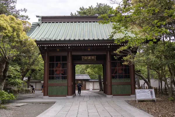 stock image Kamakura, Japan- 14 May, 2024: Kotokuin Temple gate famous for Great Buddha, Kamakura, Japan