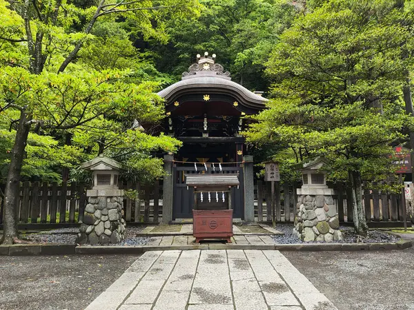 stock image Kamakura, Japan- 14 May, 2024: Shirahata Shrine in Kamakura, Japan. Shirahata Jinja is a sub shrine of the Hachiman Shrine .