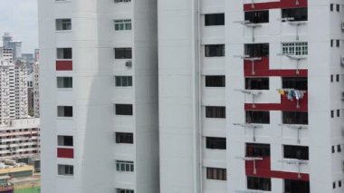 Singapur 14 Eylül 2024, Choa Chu Kang 'da evleri olan Singapur konutları. Choa Chu Kang, Singapur 'un kuzeybatısında yer alan bir yerleşim yeridir.