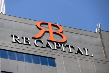 Singapur, 27 Ekim 2024, RB Capital banka logosu. RB Capital Grubu. Merkezi Singapur 'da bulunan bir emlak satın alma ve geliştirme şirketi
