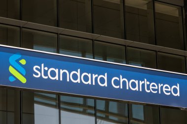 Singapur - 27 Ekim 2024: Singapur 'daki Standart Kiralama Bankası Logosu. 