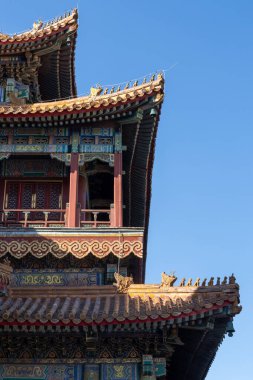 Pekin, Çin - 5 Kasım 2024: Pekin 'deki Yonghegong Lama Tapınağının Güzel Manzarası. Lama Tapınağı dünyanın en büyük ve en önemli Tibet Budist manastırlarından biridir..