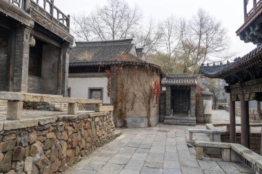 Pekin, Çin-9 Kasım 2024: Gubei Su Kenti, Pekin 'in güzel manzarası. Bu su kasabası, tarih kültürü ve doğal güzelliğin eşsiz bir karışımını sunuyor..