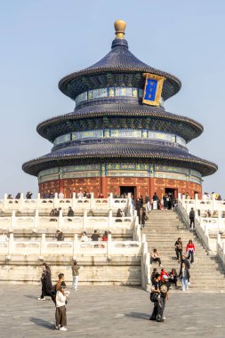 Pekin, Çin - 1 Kasım 2024: Pekin, Çin 'deki Cennet Tapınağı, Ming ve Qing hanedanları sırasında hasat için dua eden imparatorlar için bir saray