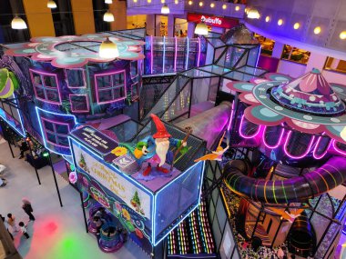 Kuala Lumpur, Malezya - 24 Aralık 2024: Berjaya Times Meydanı Kuala Lumpur Orman Spor Salonu