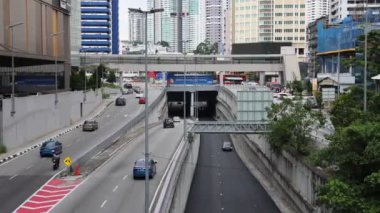 Kuala Lumpur, Malezya - 22 Aralık 2024: Kuala Lumpur Malezya 'daki Bukit Bintang yakınlarında Jalan Pudu' nun görüntüsü. Jalan Pudu Kuala Lumpur 'da büyük bir yoldur.