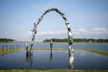 Shenzhen, Çin - 9 Nisan 2025: ilkbaharda Shenzhen Yetenek Parkı manzarası, Çin. Shenzhen şehrinin en büyük parklarından biri. Park Shenzhen 'in Nanshan ilçesinde yer almaktadır..