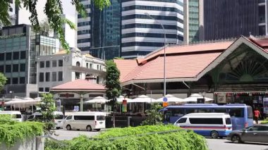 Singapur - 31 Mayıs 2025: Lau Pa Sat Market, Singapur. Lau Pa Sat Singapur 'un en eski ve simgesel pazarlarından biridir.