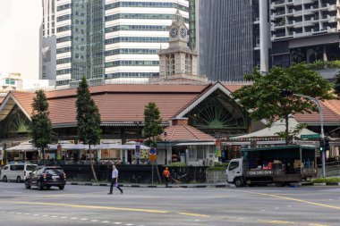 Singapur-4 Haziran 2025: Lau Pa Sat Hawker Merkezi Singapur şehir merkezinde yer almaktadır. 