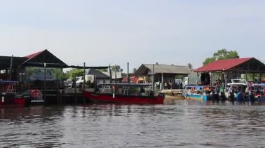 Merang, Malezya - 16 Haziran 2025: Terengganu, Malezya 'daki Merang iskelesinin görüntüsü. Merang Jetty, Malezya 'nın Terengganu eyaletinde yer alan küçük bir liman.