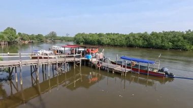 Merang, Malezya - 14 Haziran 2025: Merang 'dan Redang Adası, Malezya' ya tekne iskelesi. Teknenin yolculuk süresi yaklaşık 45 dakika ile 1 saat arası..