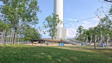 Kuantan, Malezya - 13 Haziran 2025: Kuantan 188 Kulesi Kuantan, Malezya. Doğu kıyısındaki en uzun ve Malezya 'nın en uzun ikonik kulesidir.