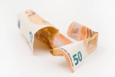 Farklı değerlere sahip Euro banknotları. Avro nakit geçmişi. Yakın çekim görüntüsü. Maaş, tasarruflar, Avrupa Birliği ekonomik kriz kavramı.