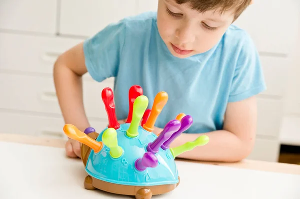 toy for preschool kids. Plastic hedgehog for fine motor skils, to strengthen muscles in fingers, boost counting and sorting, color identification, brain training and memory exercise.