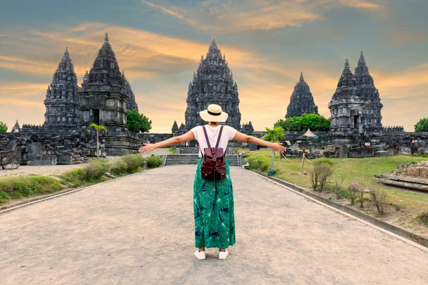 Indonesia Prambanan Young Girl Hat Standing Open Arms Looking Prambanan — стокове фото