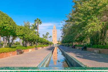 12. yüzyıldan kalma Koutoubia Camii eski Marakeş, Fas 'ta.