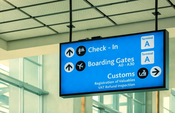 Uluslararası Havaalanı - check-in yön ve biniş kapıları - kayıtları ve terminal bağlantıları özel bilgi işareti