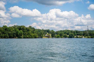 Güney Carolina, Seneca 'da bir manzara