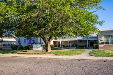 Truth or Consequences, NM, USA - 1 Mayıs 2022: The Ralph Edwards Civic Center