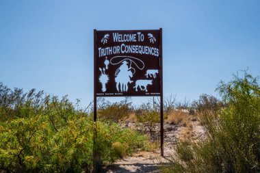 Truth or Consequences, NM, USA - 2 Mayıs 2022: Hot Springs 'i ile tanınan bir şehir