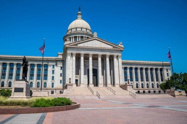Oklahoma City, OK, USA - 16 Eylül 2022: Arizona Eyalet Başkenti 'nin büyük dış koruma alanları
