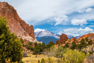 Rocky landscape scenery of Colorado Springs, Colorado clipart