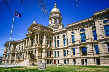 Wyoming, WY, ABD - 10 Mayıs 2022 Wyoming Eyalet Başkenti 'nin büyük dış koruma alanları