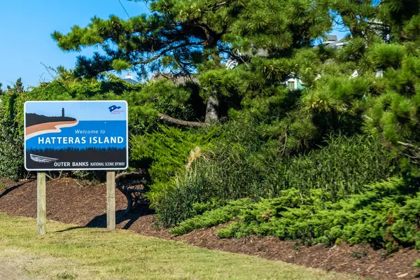 stock image Cape Hatteras NS, NC, USA - Aug 13, 2022: A welcoming signboard at the entry point of the park