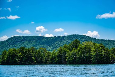 Jocassee Gölü, Güney Carolina manzarası