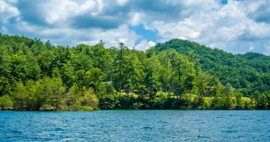 Jocassee Gölü, Güney Carolina manzarası