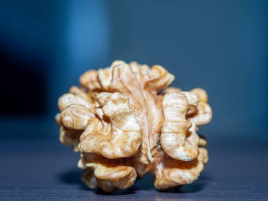 Kabuksuz ceviz. Makro fotoğraf