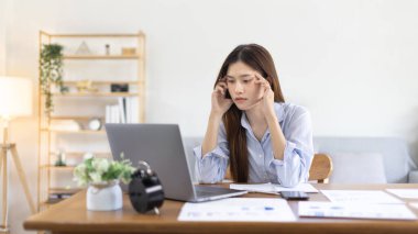 Young woman stressed or worried about doing a wrong job, Despair or disappointment, Sad feeling, Suffering, Desperate, Hopeless, Fail, disastrous, bankrupt, Scared, panicky, Failure of life.