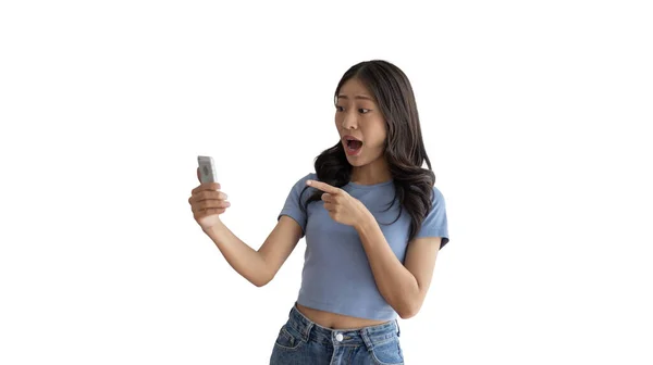 Mujer Señalando Con Dedo Teléfono Móvil Apunte Teléfono Móvil Para — Foto de Stock