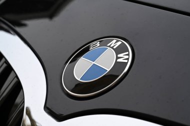 BMW araba logosu. Yaklaş. 
