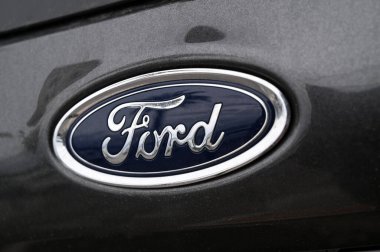 Ford araba logosu. Yaklaş.