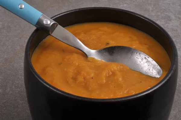 Bowl Pumpkin Soup Spoon Close Gray Background — Stock Photo, Image