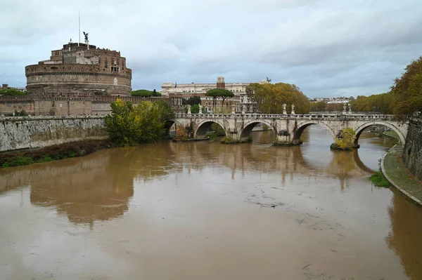 Puente Castel Sant Angelo Roma Con Río Tíber — Foto de Stock