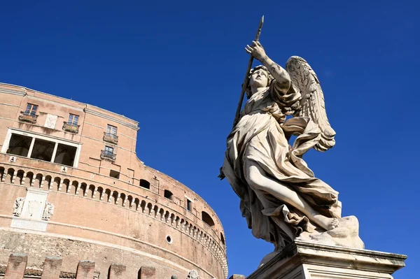 Άγγελος Λόγχη Των Domenico Guidi Και Castel Sant Angelo Από — Φωτογραφία Αρχείου
