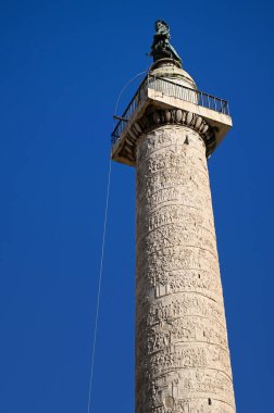 Dei Fori Imperiali aracılığıyla Trajan 'ın Sütunu 